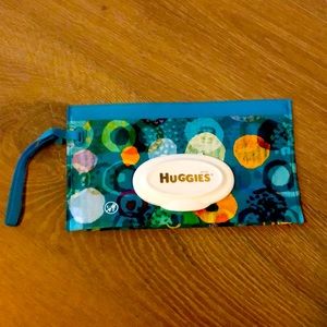 Huggies Clutch ‘n Clean Baby Wipes Pouch